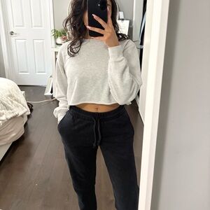 Black Aritzia TNA Jogger with Cuffed Ankle (Black)